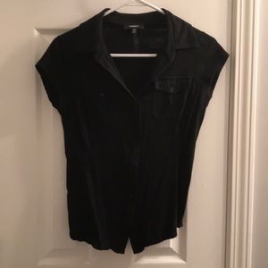 XS Express Black Short Sleeved Button Down Shirt